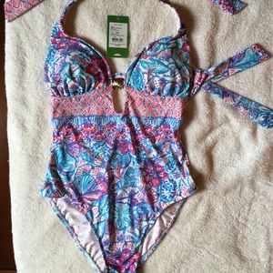 Lilly Pulitzer S Seafarer swimsuit